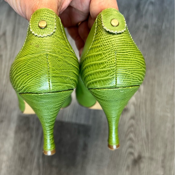 Ted Baker Green Leather Pumps | 7 - Picture 8 of 9